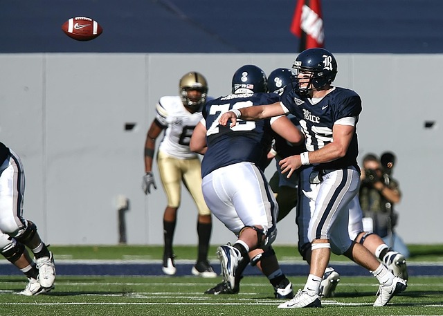 也考验了球 也考验了球