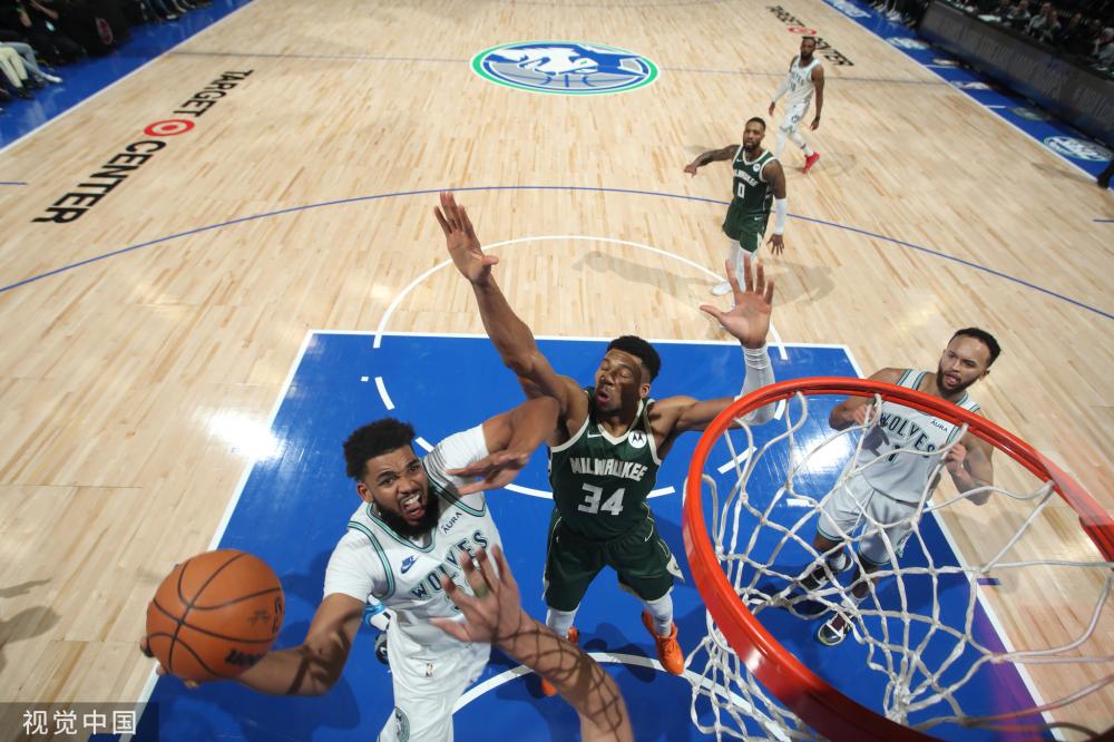 球迷们期待 球迷们期待